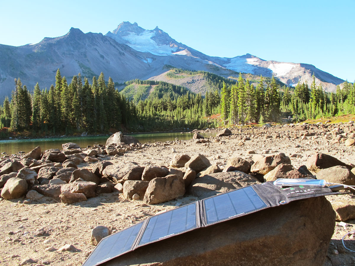 Read more about the article RAVPower Foldable USB Solar Charger
