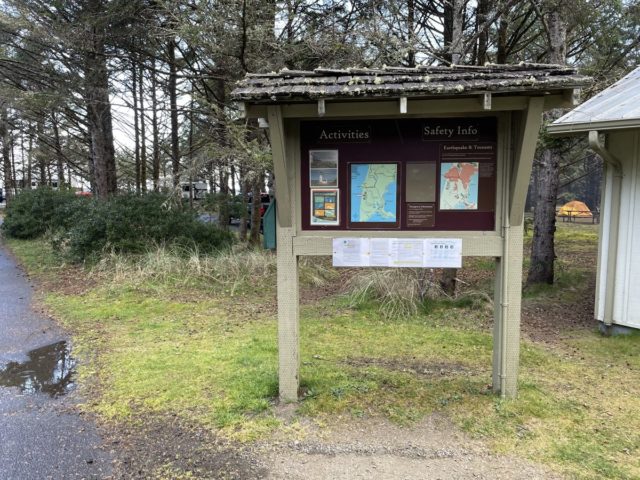Information sign and booth